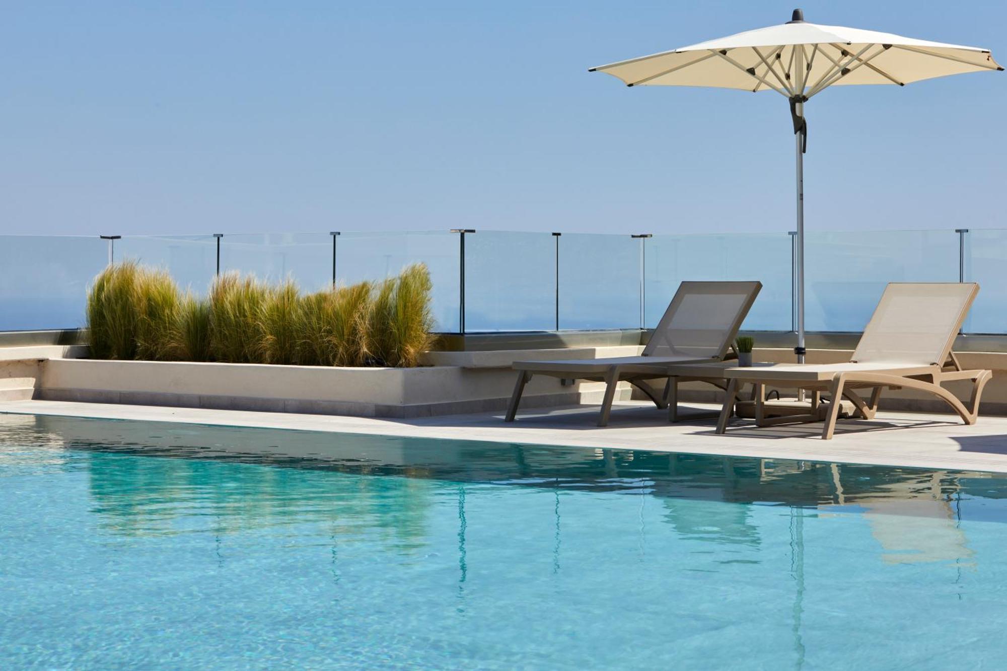 Mayu Suites 피르고스 외부 사진